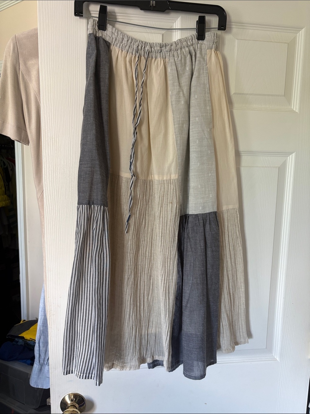 Colorblock Tiered Maxi Skirt — Cream & Gray - Picture 2 of 8